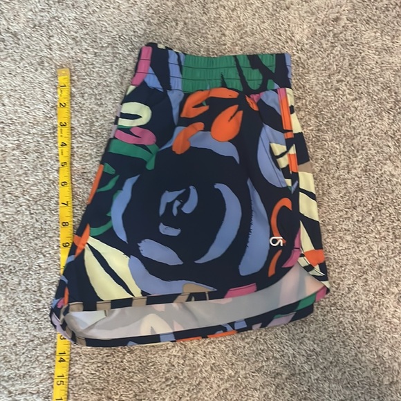 Gap running shorts lined - Picture 8 of 10